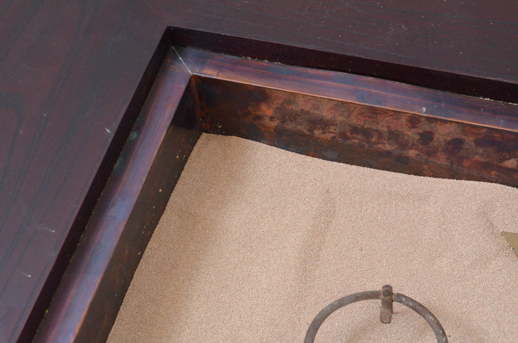 和製ビンテージ　総欅(ケヤキ)材　重厚感ある分厚い天板の囲炉裏テーブル(座卓、木製火鉢、ローテーブル、ヴィンテージ)(R-072598)