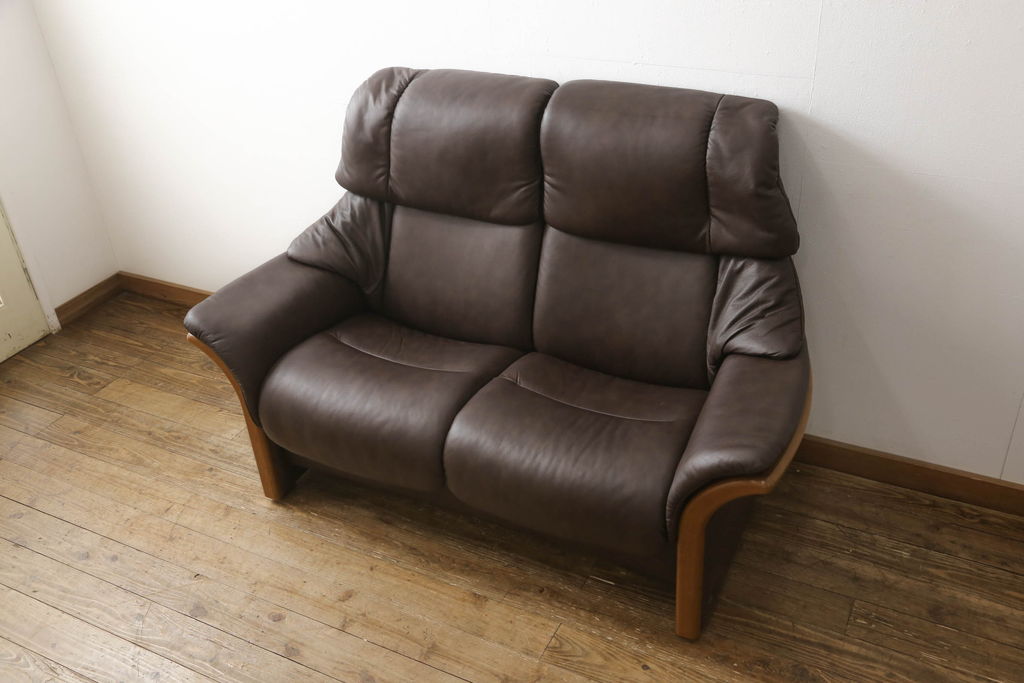 中古　ノルウェー製　EKORNES(エコーネス)　ストレスレス(Stressless)　本革(レザー)　エルドラド　2シーター　ハイバック　くつろぎの時間におすすめの二人掛けソファ(アームソファ、2人掛け、2P、北欧)(定価約68万円)(R-060713)