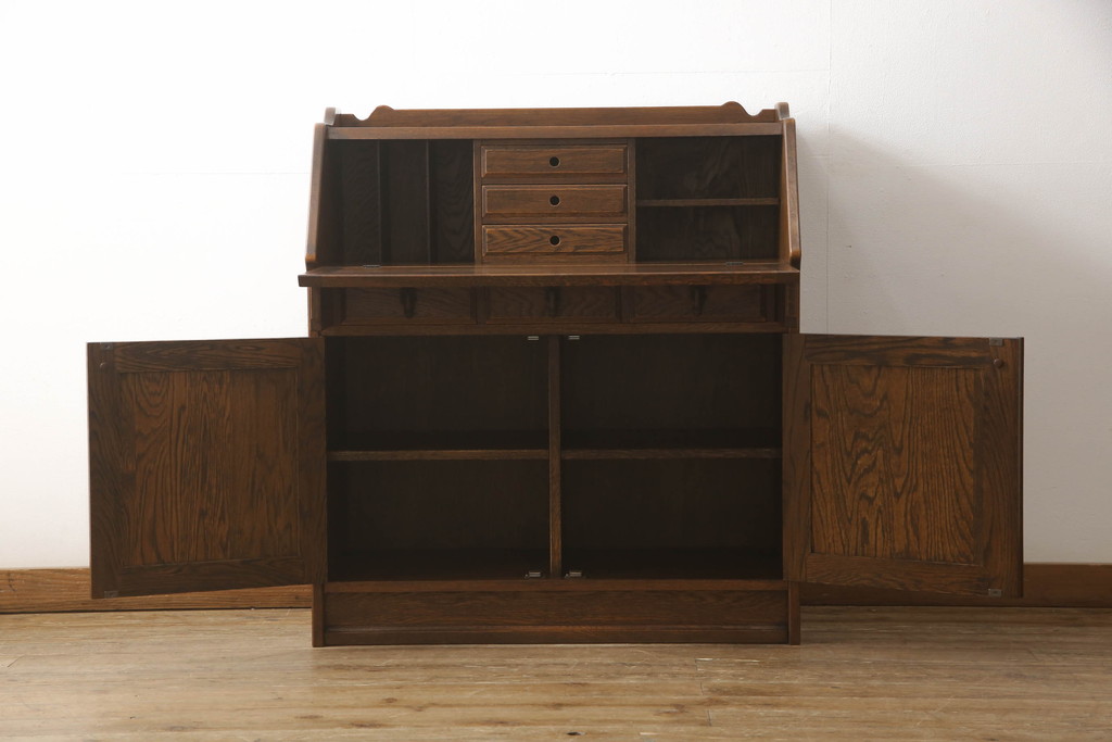 中古　美品　高級品　三越デパート　オーク材　上品な佇まいが魅力の象嵌入りライティングビューロー(カントリーハウス、Brugge、ブルージュ、簿記机、ワークデスク、在宅用、在宅ワーク用)(R-065890)
