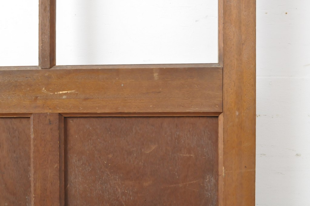 アンティーク建具　ガラス窓付き　ノスタルジックな雰囲気漂うレトロな木製ドア1枚(扉)(R-056356)