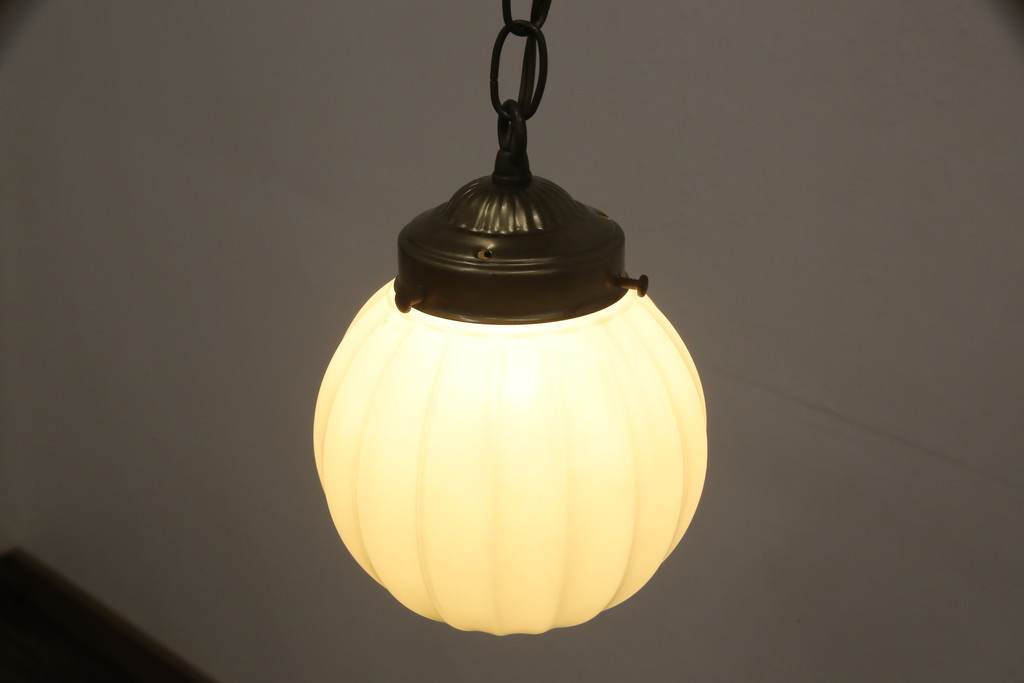 和製アンティーク　レトロなデザインが魅力!上品な印象の天井照明(吊り下げ照明、ペンダントライト、シェード)(R-056502)