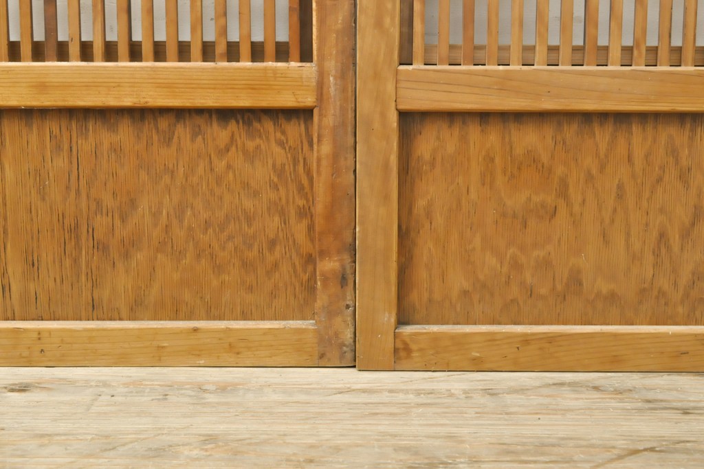 アンティーク建具 裏障子付き 明るい木味の格子戸4枚セット(引き戸、障子戸)(R-056521)