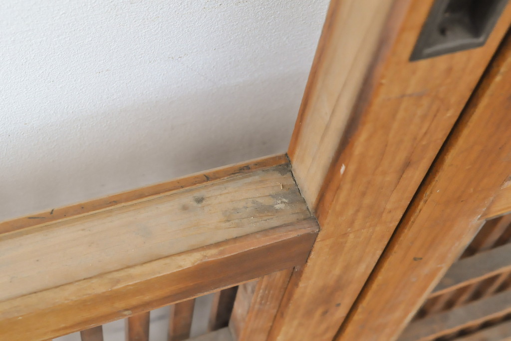 アンティーク建具 裏障子付き 明るい木味の格子戸4枚セット(引き戸、障子戸)(R-056521)