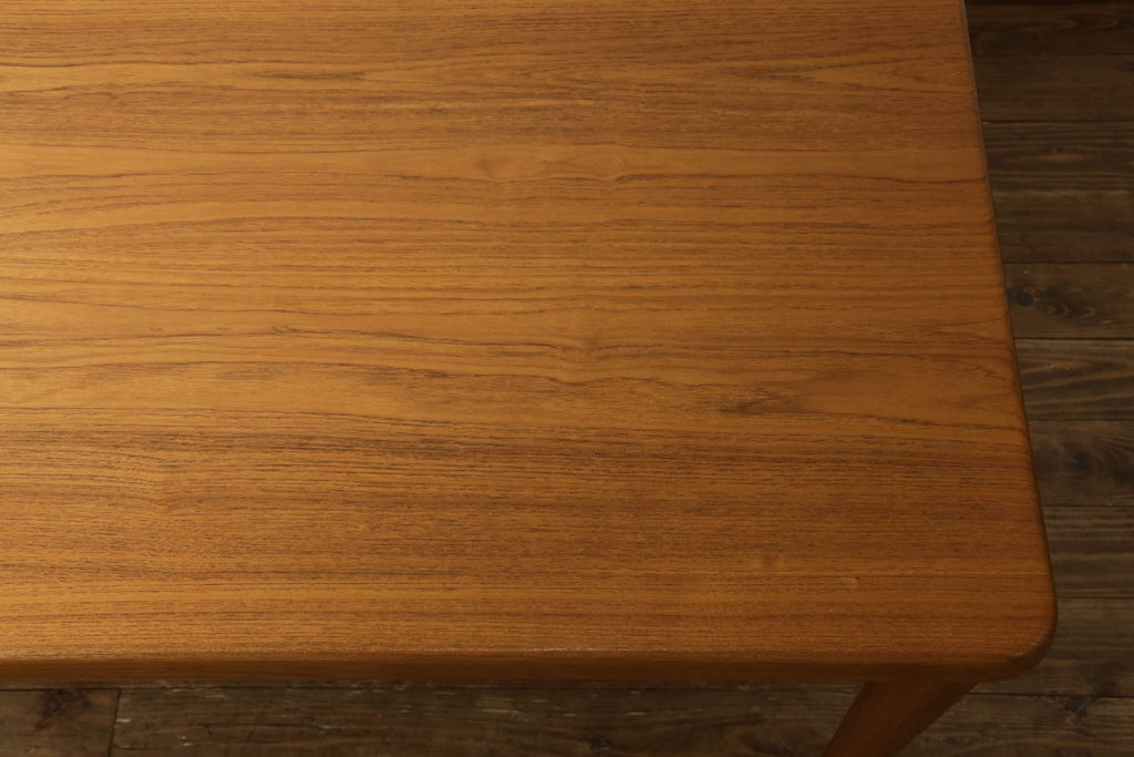 ジャパンビンテージ　日田工芸　チーク無垢材　 無駄のないシンプルさが魅力的なダイニングテーブル(4人掛け、6人掛け、作業台、ヴィンテージ)(R-058679)
