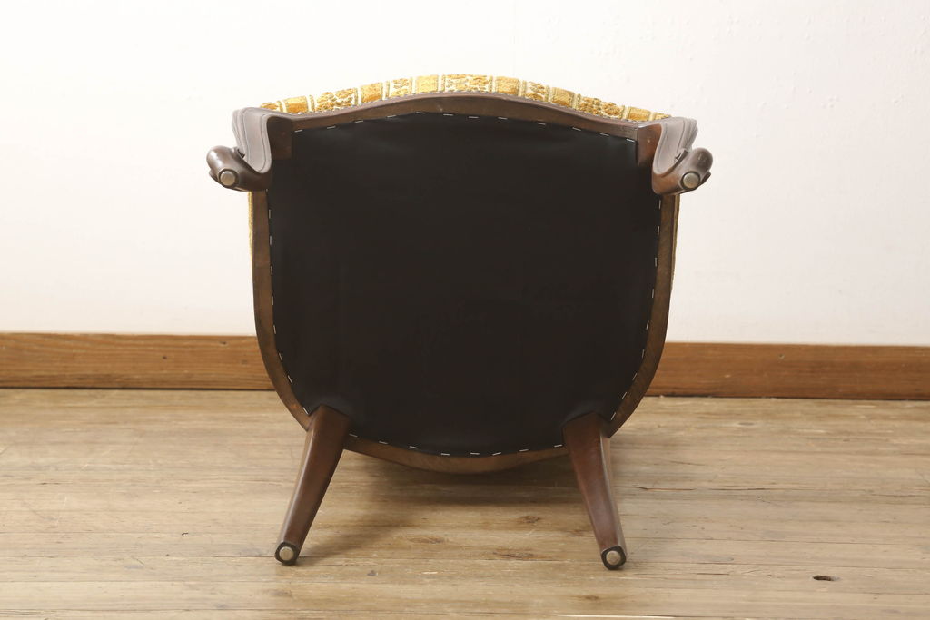 中古　DREXEL HERITAGE(ドレクセルヘリテイジ)　クラシックなデザインがステキなチェア(椅子、イス、ダイニングチェア)(R-060211)