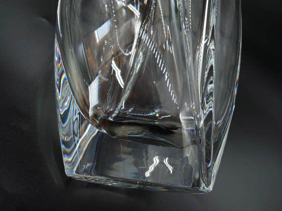 フランス　Baccarat　バカラ　RRigot(リゴット)　高さ 約27cm　エレガントな曲線美が美しいフラワーベース(花器、花生け、花瓶、花入れ、フルレッドクリスタルガラス、共箱付き)(R-080090)