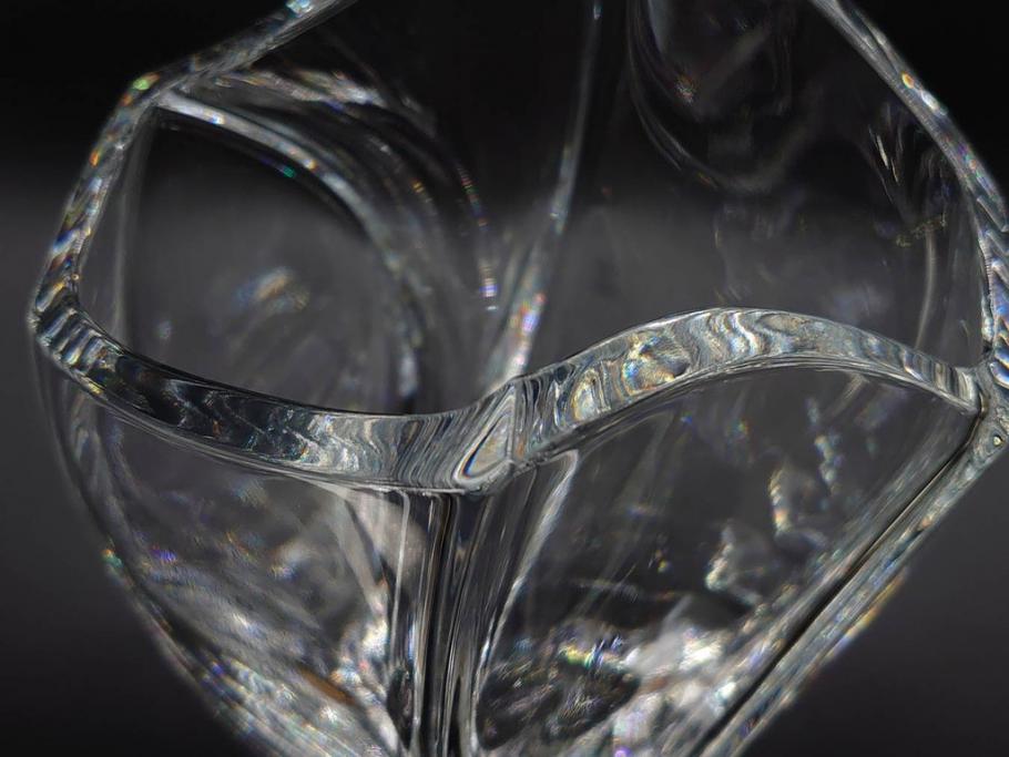 フランス　Baccarat　バカラ　RRigot(リゴット)　高さ 約27cm　エレガントな曲線美が美しいフラワーベース(花器、花生け、花瓶、花入れ、フルレッドクリスタルガラス、共箱付き)(R-080090)