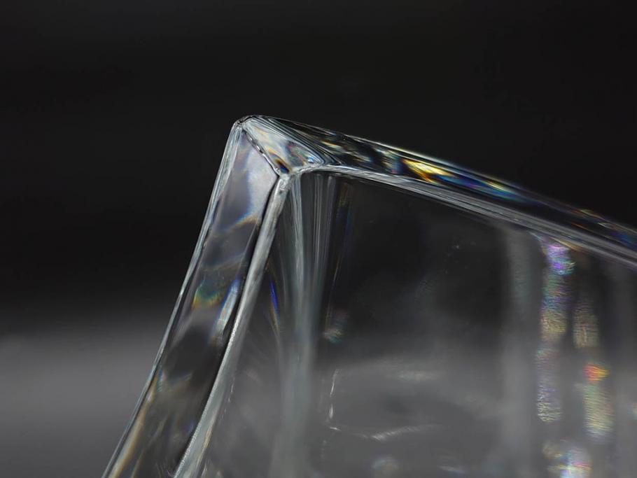 フランス　Baccarat　バカラ　RRigot(リゴット)　高さ 約27cm　エレガントな曲線美が美しいフラワーベース(花器、花生け、花瓶、花入れ、フルレッドクリスタルガラス、共箱付き)(R-080090)