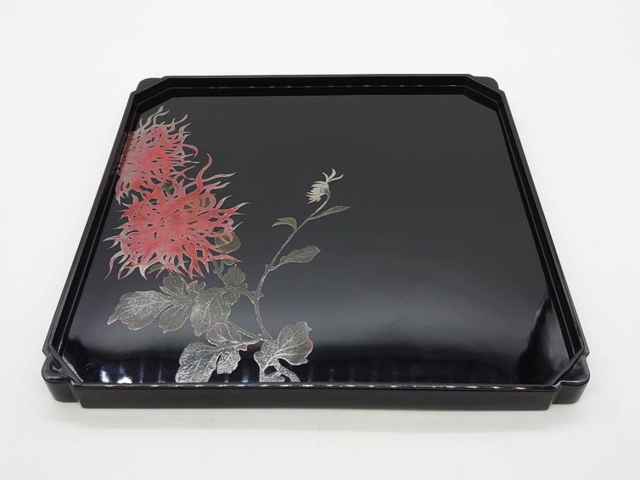 黒江漆器　木製　木皿　菊模様　花のデザインが目を引く小盆5枚セット(漆器、お盆、トレイ、トレー、銘々盆、共箱付き)(R-080093)