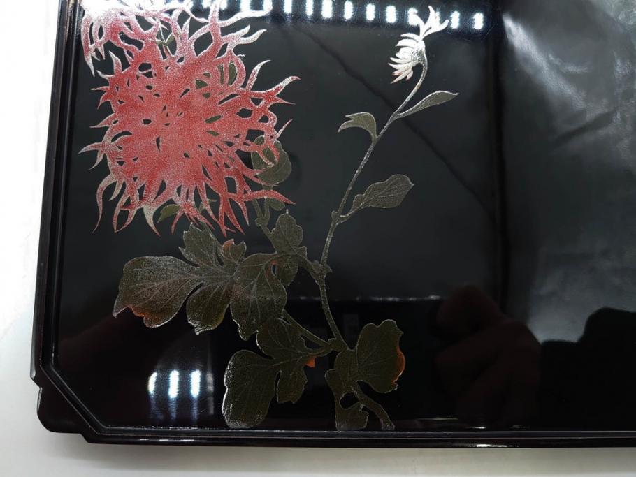 黒江漆器　木製　木皿　菊模様　花のデザインが目を引く小盆5枚セット(漆器、お盆、トレイ、トレー、銘々盆、共箱付き)(R-080093)