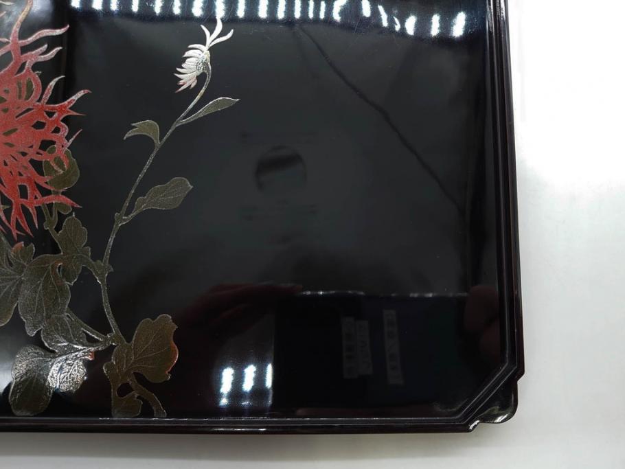 黒江漆器　木製　木皿　菊模様　花のデザインが目を引く小盆5枚セット(漆器、お盆、トレイ、トレー、銘々盆、共箱付き)(R-080093)