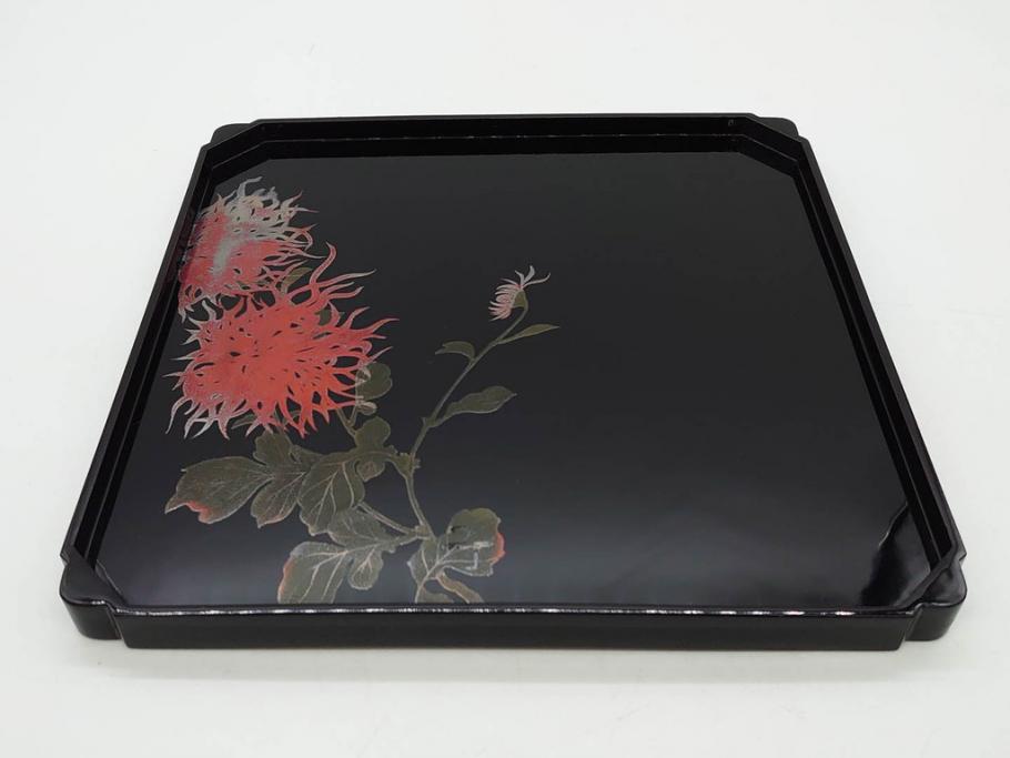 黒江漆器　木製　木皿　菊模様　花のデザインが目を引く小盆5枚セット(漆器、お盆、トレイ、トレー、銘々盆、共箱付き)(R-080093)