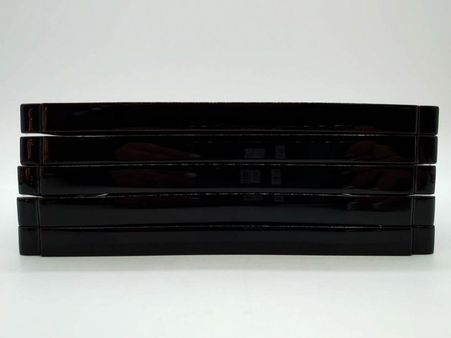 黒江漆器　木製　木皿　菊模様　花のデザインが目を引く小盆5枚セット(漆器、お盆、トレイ、トレー、銘々盆、共箱付き)(R-080093)