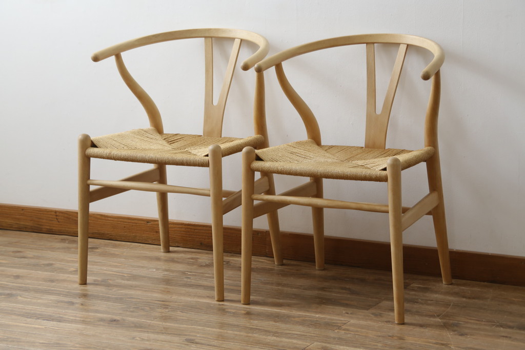 中古　北欧家具　老舗家具メーカー CARL HANSEN & SON(カール・ハンセン&サン)　ハンス J. ウェグナー(HANS J. WEGNER)デザイン　CH24　特徴的なラインを描く美しいフォルムのYチェア(ワイチェア、ダイニングチェア、アームチェア、イス、椅子)(R-078925)