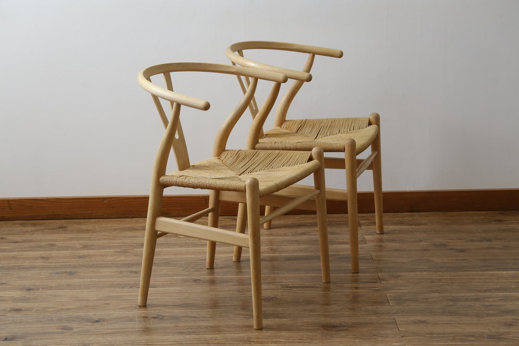 中古　北欧家具　老舗家具メーカー CARL HANSEN & SON(カール・ハンセン&サン)　ハンス J. ウェグナー(HANS J. WEGNER)デザイン　CH24　特徴的なラインを描く美しいフォルムのYチェア(ワイチェア、ダイニングチェア、アームチェア、イス、椅子)(R-078925)
