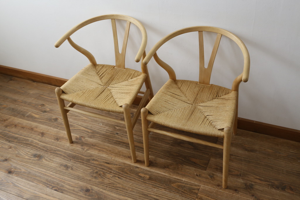 中古　北欧家具　老舗家具メーカー CARL HANSEN & SON(カール・ハンセン&サン)　ハンス J. ウェグナー(HANS J. WEGNER)デザイン　CH24　特徴的なラインを描く美しいフォルムのYチェア(ワイチェア、ダイニングチェア、アームチェア、イス、椅子)(R-078925)