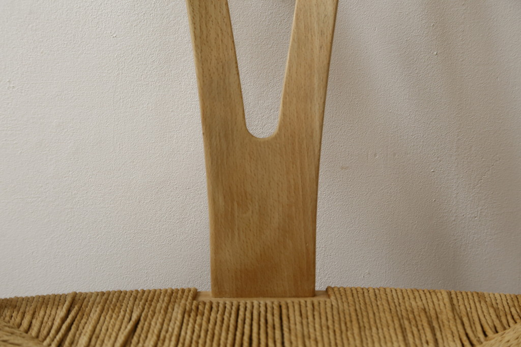 中古　北欧家具　老舗家具メーカー CARL HANSEN & SON(カール・ハンセン&サン)　ハンス J. ウェグナー(HANS J. WEGNER)デザイン　CH24　特徴的なラインを描く美しいフォルムのYチェア(ワイチェア、ダイニングチェア、アームチェア、イス、椅子)(R-078925)