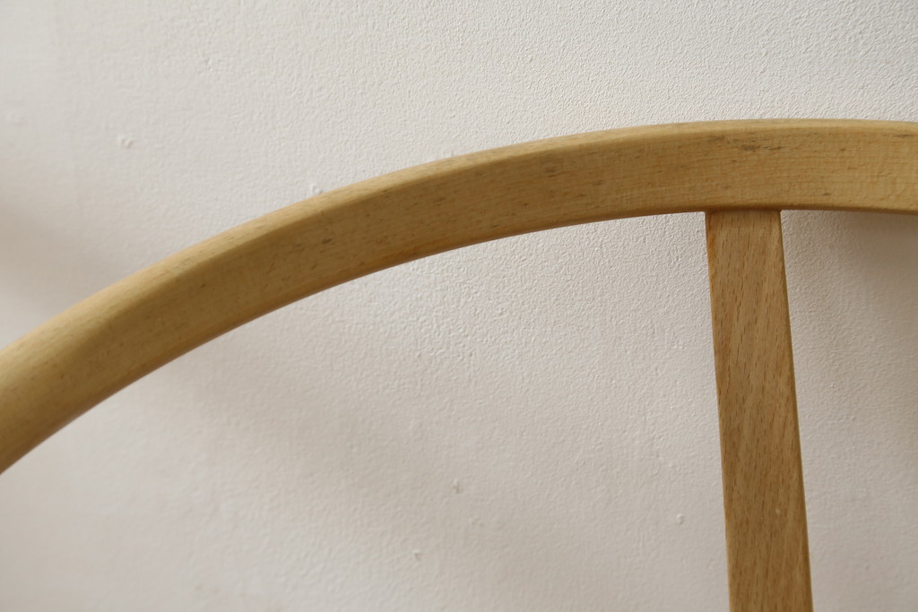 中古　北欧家具　老舗家具メーカー CARL HANSEN & SON(カール・ハンセン&サン)　ハンス J. ウェグナー(HANS J. WEGNER)デザイン　CH24　特徴的なラインを描く美しいフォルムのYチェア(ワイチェア、ダイニングチェア、アームチェア、イス、椅子)(R-078925)