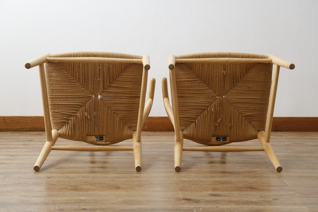 中古　北欧家具　老舗家具メーカー CARL HANSEN & SON(カール・ハンセン&サン)　ハンス J. ウェグナー(HANS J. WEGNER)デザイン　CH24　特徴的なラインを描く美しいフォルムのYチェア(ワイチェア、ダイニングチェア、アームチェア、イス、椅子)(R-078925)