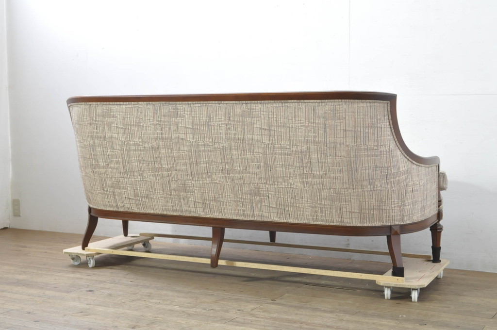 中古　美品!!　DREXEL HERITAGE(ドレクセルヘリテイジ)　Upholstery(アップホルスタリー)　エレガントな佇まいが魅力的な3人掛けソファ(三人掛け、3Pソファ)(R-080132)