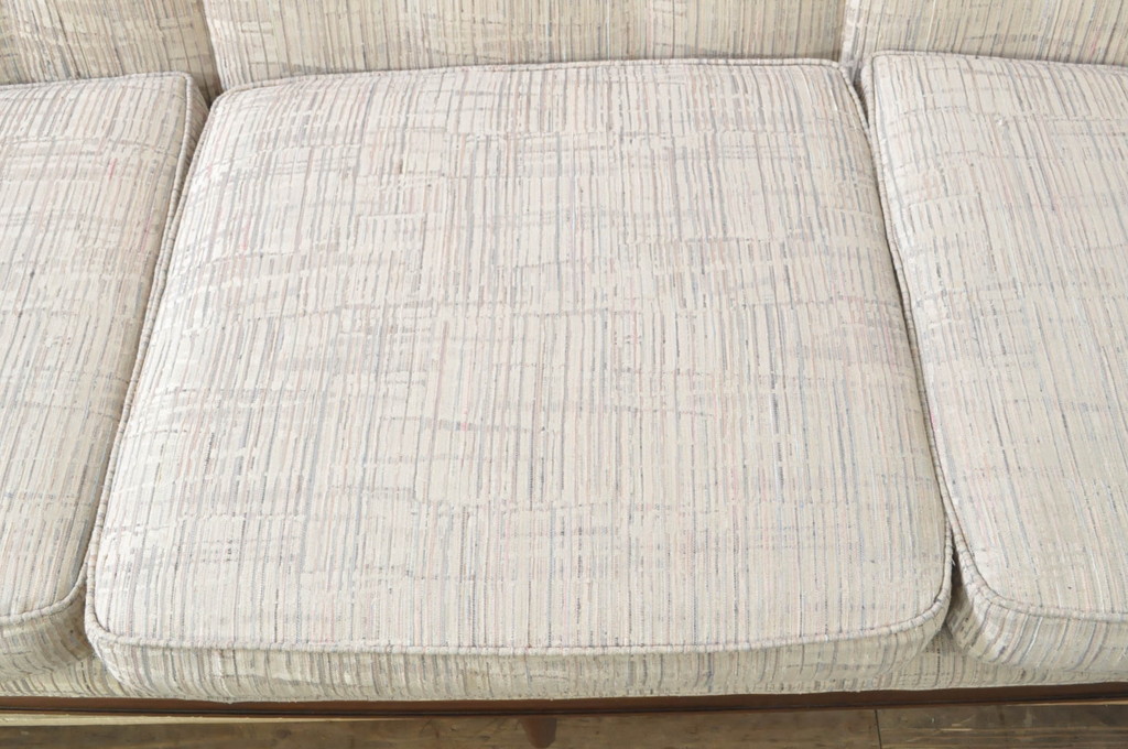 中古　美品!!　DREXEL HERITAGE(ドレクセルヘリテイジ)　Upholstery(アップホルスタリー)　エレガントな佇まいが魅力的な3人掛けソファ(三人掛け、3Pソファ)(R-080132)