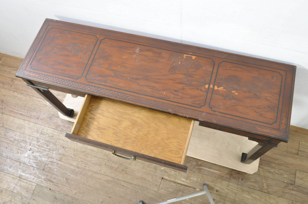 中古　希少モデル　DREXEL HERITAGE(ドレクセルヘリテイジ)　彫刻入り　異国情緒あふれるシノワズリ様式のコンソールテーブル(薄型デスク、机、ワークデスク、サイドテーブル、在宅用、在宅ワーク用)(R-080159)