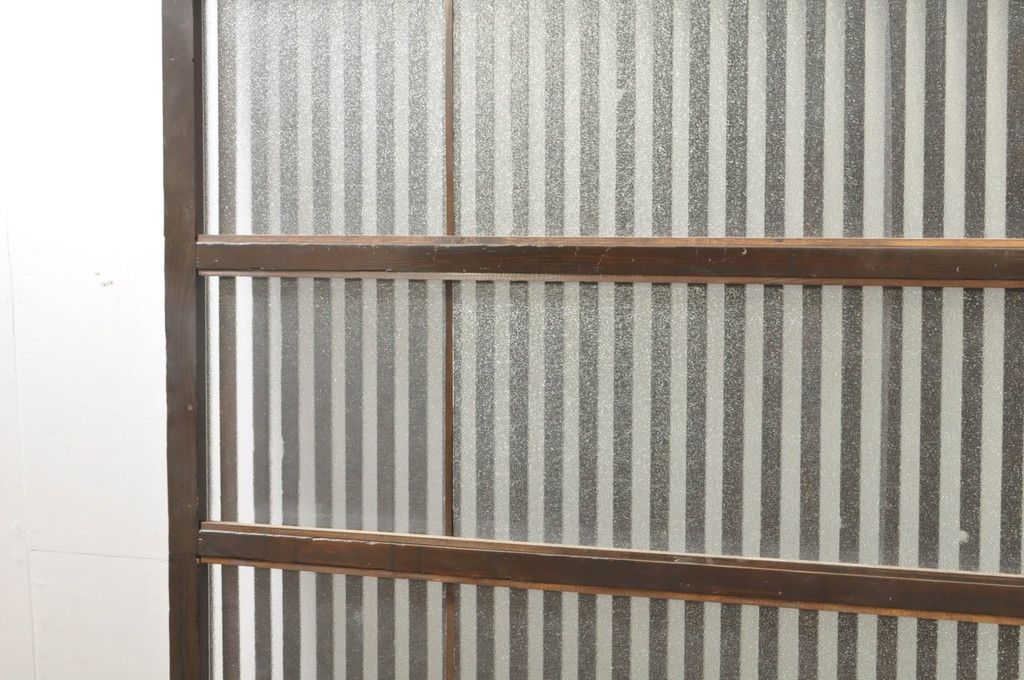 アンティーク建具　希少サイズ!!　落ち着いた和の空間を演出する背の高い幅広ガラス格子戸2枚セット(帯戸、引き戸、ガラス戸)(R-080190)