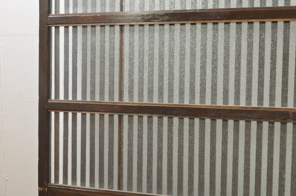 アンティーク建具　希少サイズ!!　落ち着いた和の空間を演出する背の高い幅広ガラス格子戸2枚セット(帯戸、引き戸、ガラス戸)(R-080190)