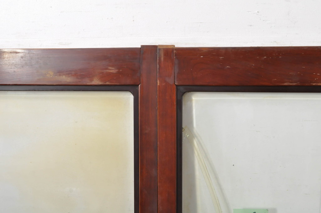 アンティーク建具　上手物!!　高級品　欅(ケヤキ)材　古い大邸宅で使われていた漆塗りの大きなガラス戸2枚セット(引き戸)(R-080199)