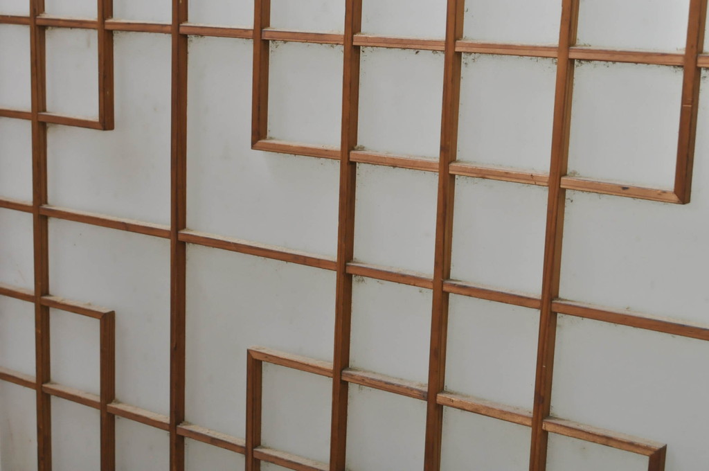 アンティーク建具　上手物!!　高級品　欅(ケヤキ)材　古い大邸宅で使われていた漆塗りの大きなガラス戸2枚セット(引き戸)(R-080199)