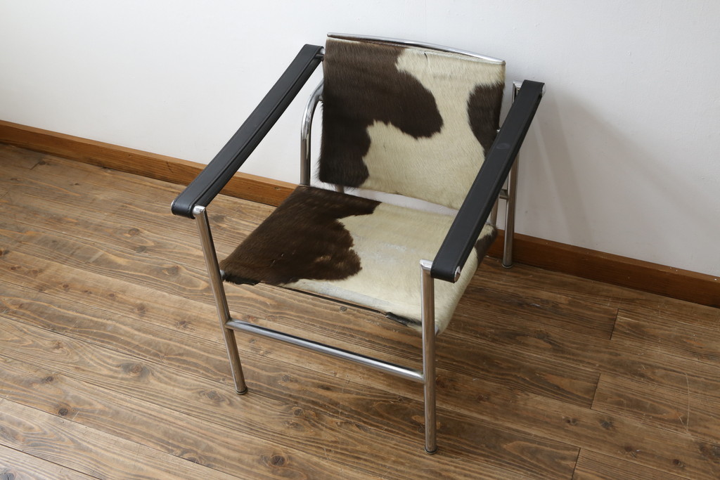 アンティーク家具　超希少!!　当時のオリジナル品　ダメージ有り　ル・コルビュジエ(Le Corbusier)　ピエール・ジャンヌレ(Pierre Jeanneret) シャルロット・ペリアン(Charlotte Perriand)　LC1　ワンランク上の空間づくりにおすすめなスリングチェア(バスキュランチェア、アームチェア、椅子、イス、Cassina、カッシーナ)(R-079837)