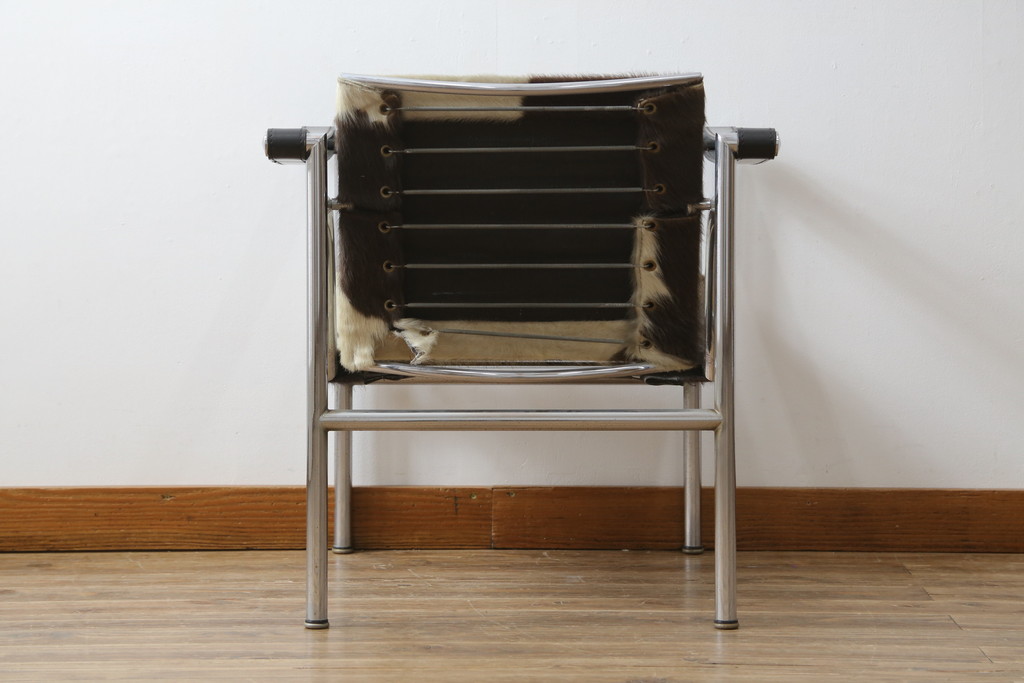 アンティーク家具　超希少!!　当時のオリジナル品　ダメージ有り　ル・コルビュジエ(Le Corbusier)　ピエール・ジャンヌレ(Pierre Jeanneret) シャルロット・ペリアン(Charlotte Perriand)　LC1　ワンランク上の空間づくりにおすすめなスリングチェア(バスキュランチェア、アームチェア、椅子、イス、Cassina、カッシーナ)(R-079837)