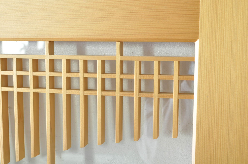 中古　美品　背の高い丸窓風の格子入りアクリル戸2枚セット(格子戸、引き戸、ガラス戸、建具)(R-080205)