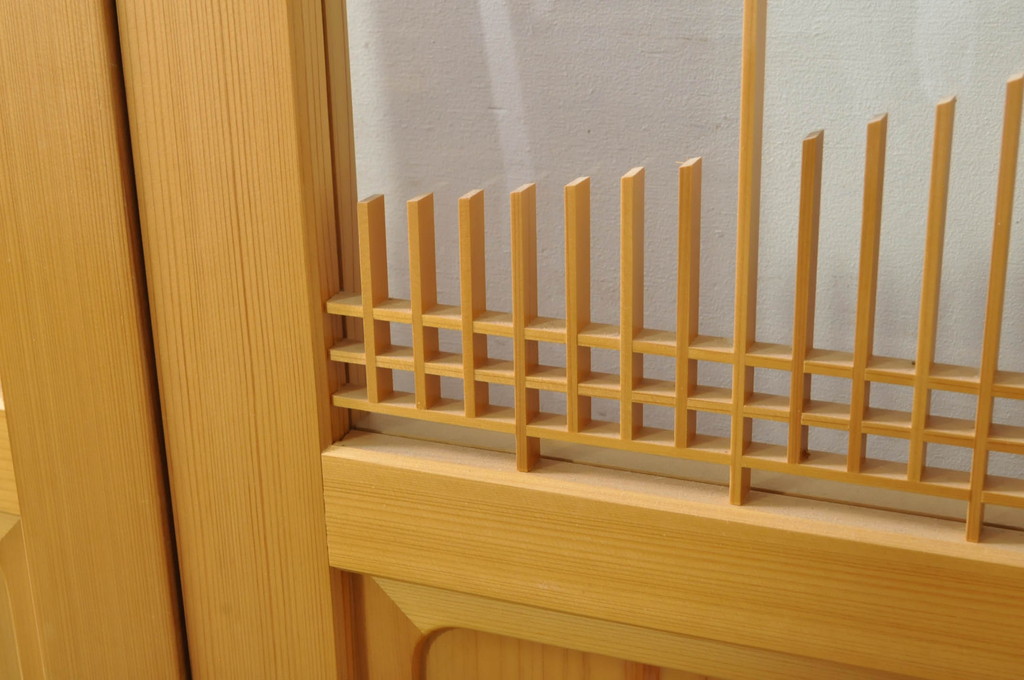 中古　美品　背の高い丸窓風の格子入りアクリル戸2枚セット(格子戸、引き戸、ガラス戸、建具)(R-080205)