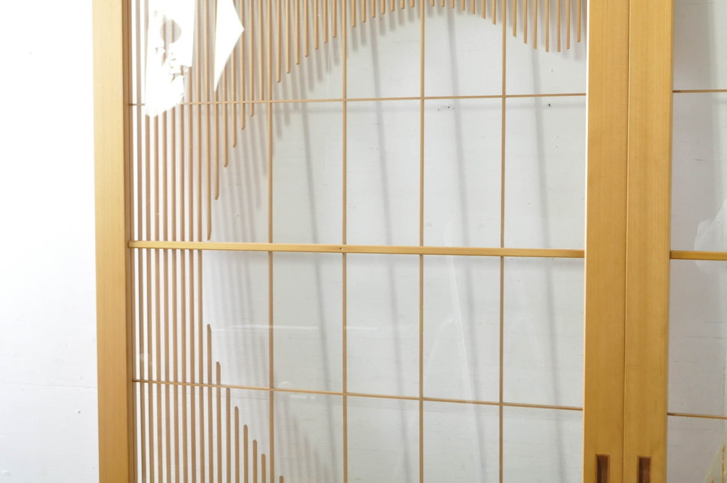 中古　美品　ペットドア付き　ひょうたんのデザインがアクセントの背の高い格子入りアクリル戸2枚セット(格子戸、引き戸、ガラス戸、建具)(R-080206)