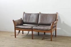 デンマークアンティーク　ILLUM WIKKELSO( イルム・ヴィッケルソー)デザイン　CFC Silkeborg(クリステンセン シルケボー)　Genius(ジーニアス)　ローズウッド　本革(レザー)の経年変化による風合いが味わい深い2人掛けソファ(2P、二人掛け、北欧)(R-080116)