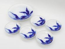 戦前　オールド香蘭社　有田焼　染錦　万年青　(大)約25cm　8寸/(小)約14cm　4.5寸　お料理を引き立ててくれる大皿&小皿5枚セット(おもと、オモト、植物、和皿、和食器、裏印、八寸、四寸五分)(R-080403)