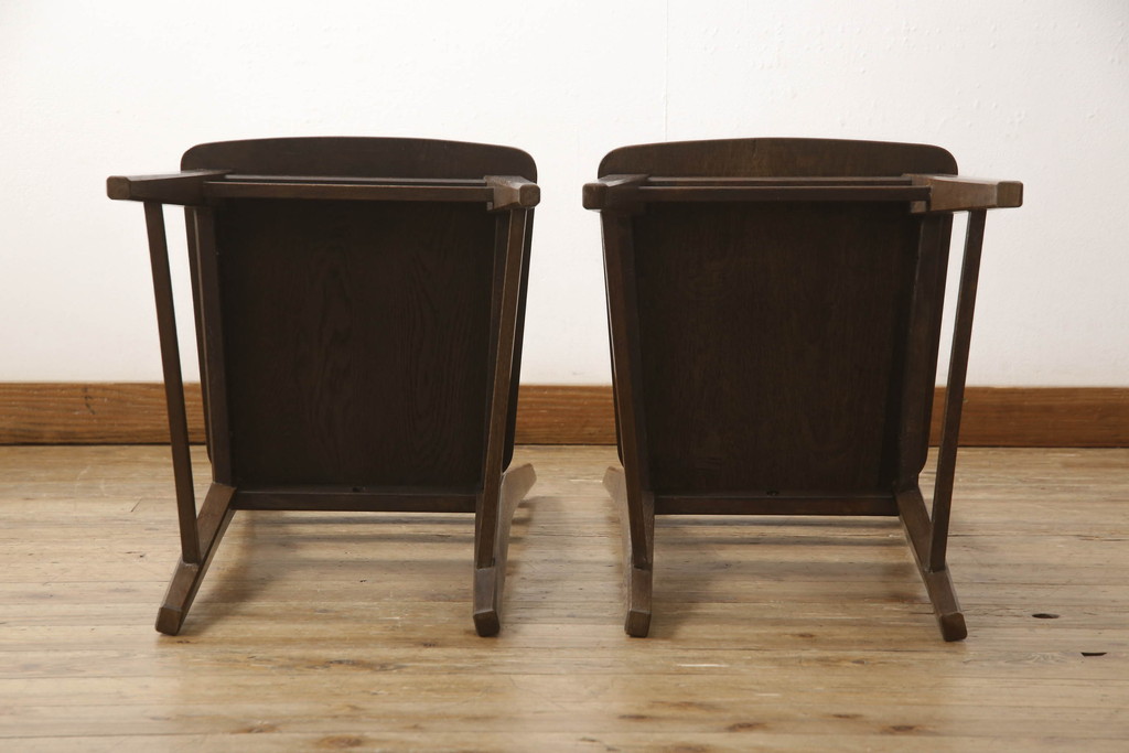 中古　美品　永田良介商店　神戸洋家具　落ち着きのあるシックな佇まいが魅力のラダー型食堂椅子2脚セット(ダイニングチェア、ラダーバックチェア、ワークチェア、板座チェア、椅子、イス)(R-065703)