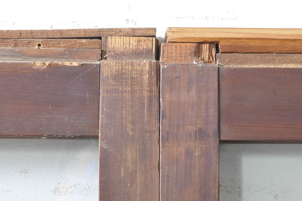 アンティーク建具　古い木味が魅力的なマス目(升目)のガラス戸3枚セット(格子戸、引き戸)(R-072931)