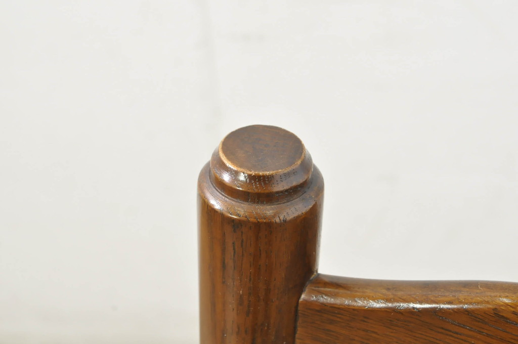 中古　美品　百貨店取り扱い　国産職人手作品　オーク材　クラシカルな雰囲気が魅力のチェア4脚セット(ダイニングチェア、アームレスチェア、椅子、イス)(定価1脚約5万円)(R-080176)
