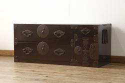 アンティーク家具　和製アンティーク　重厚な明治期の帳場箪笥