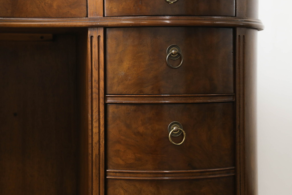 中古 DREXEL HERITAGE(ドレクセルヘリテイジ) Cameo Classics 中古 DREXEL HERITAGE(ドレクセルヘリテイジ) Cameo Classics