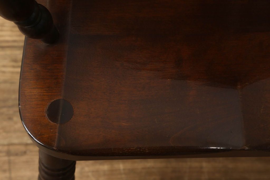 中古　美品　松本民芸家具　#44A型　洋風のクラシカルなデザインが美しいウィンザーチェア(定価約18万円)(アームチェア、板座チェア、椅子、イス、ウインザーチェア)(R-058545)