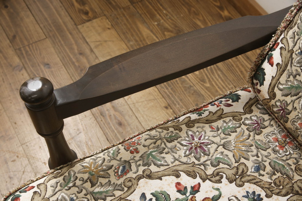 イギリスビンテージ　ERCOL(アーコール)　Old Colonial(オールドコロニアル)シリーズ　クラシカルなファブリックが格調高い雰囲気を醸し出す3人掛けソファ(三人掛けソファ、3P、トリプルソファ、アームソファ、英国、北欧、ヴィンテージ)(R-066513)