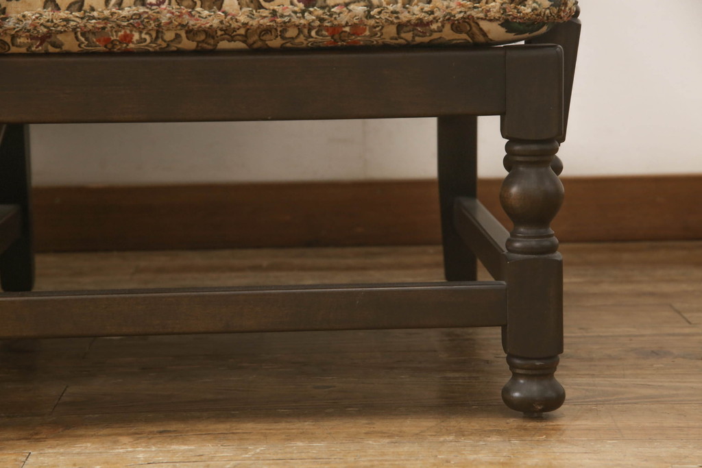イギリスビンテージ　ERCOL(アーコール)　Old Colonial(オールドコロニアル)シリーズ　クラシカルなファブリックが格調高い雰囲気を醸し出す3人掛けソファ(三人掛けソファ、3P、トリプルソファ、アームソファ、英国、北欧、ヴィンテージ)(R-066513)