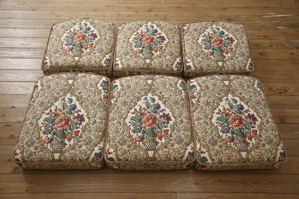 イギリスビンテージ　ERCOL(アーコール)　Old Colonial(オールドコロニアル)シリーズ　クラシカルなファブリックが格調高い雰囲気を醸し出す3人掛けソファ(三人掛けソファ、3P、トリプルソファ、アームソファ、英国、北欧、ヴィンテージ)(R-066513)