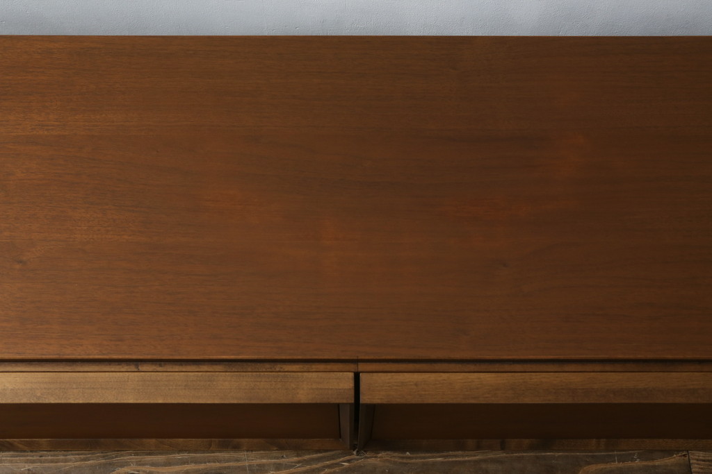 中古　美品　アクタス取扱い　ジョンリビング(jon Living) RIMO 200AV-board　シンプルなデザインが取り入れやすいテレビ台(ローボード、テレビボード、TVボード、サイドボード、サイドキャビネット、収納棚、リビングボード)(R-068396)