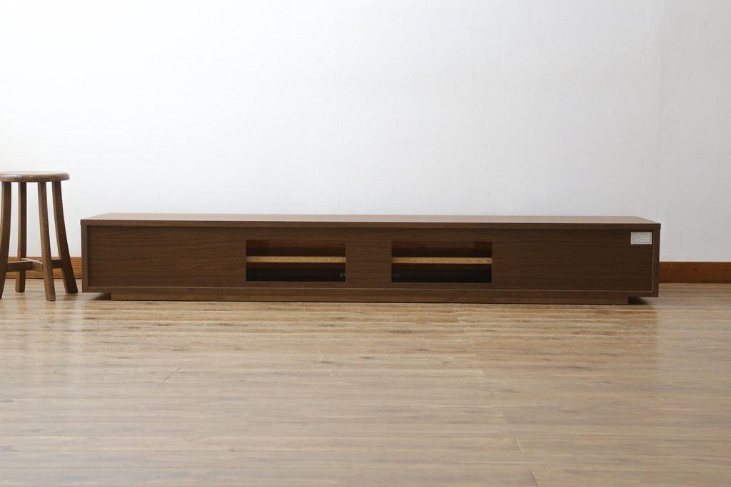 中古　美品　アクタス取扱い　ジョンリビング(jon Living) RIMO 200AV-board　シンプルなデザインが取り入れやすいテレビ台(ローボード、テレビボード、TVボード、サイドボード、サイドキャビネット、収納棚、リビングボード)(R-068396)