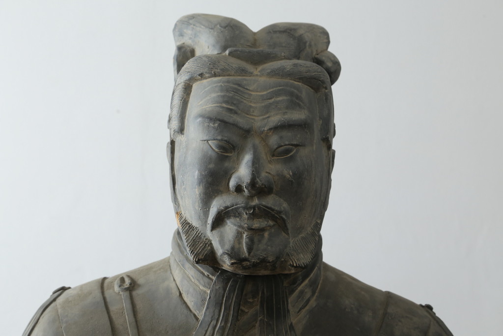 中国ビンテージ　特大!!  堂々とした立ち姿で威厳を感じさせる兵馬俑の象(焼物、オブジェ、将軍俑?、置物、ディスプレイ、店舗什器、ヴィンテージ)(R-075812)