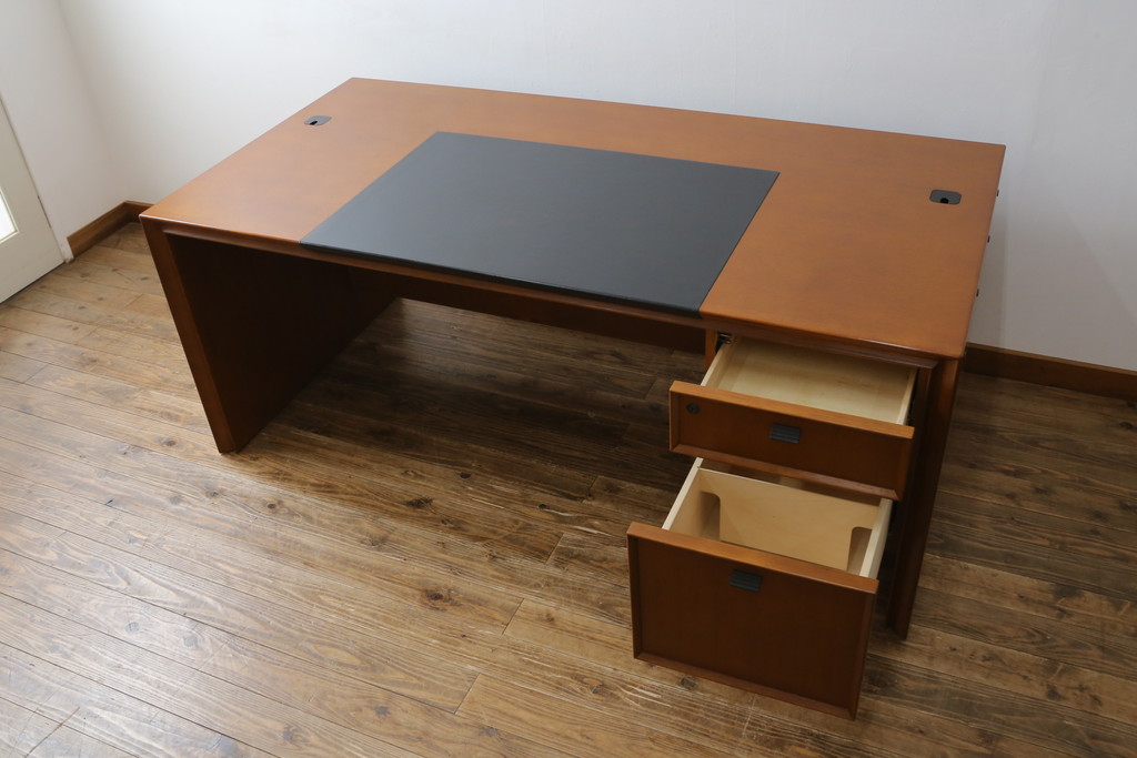 中古　美品　CONDE HOUSE(カンディハウス)　ナラ材　スタイリッシュなデザインが魅力の大型デスク(片袖机、ワークデスク、在宅用、在宅ワーク用、オフィスデスク)(定価約65万円)(R-063850)